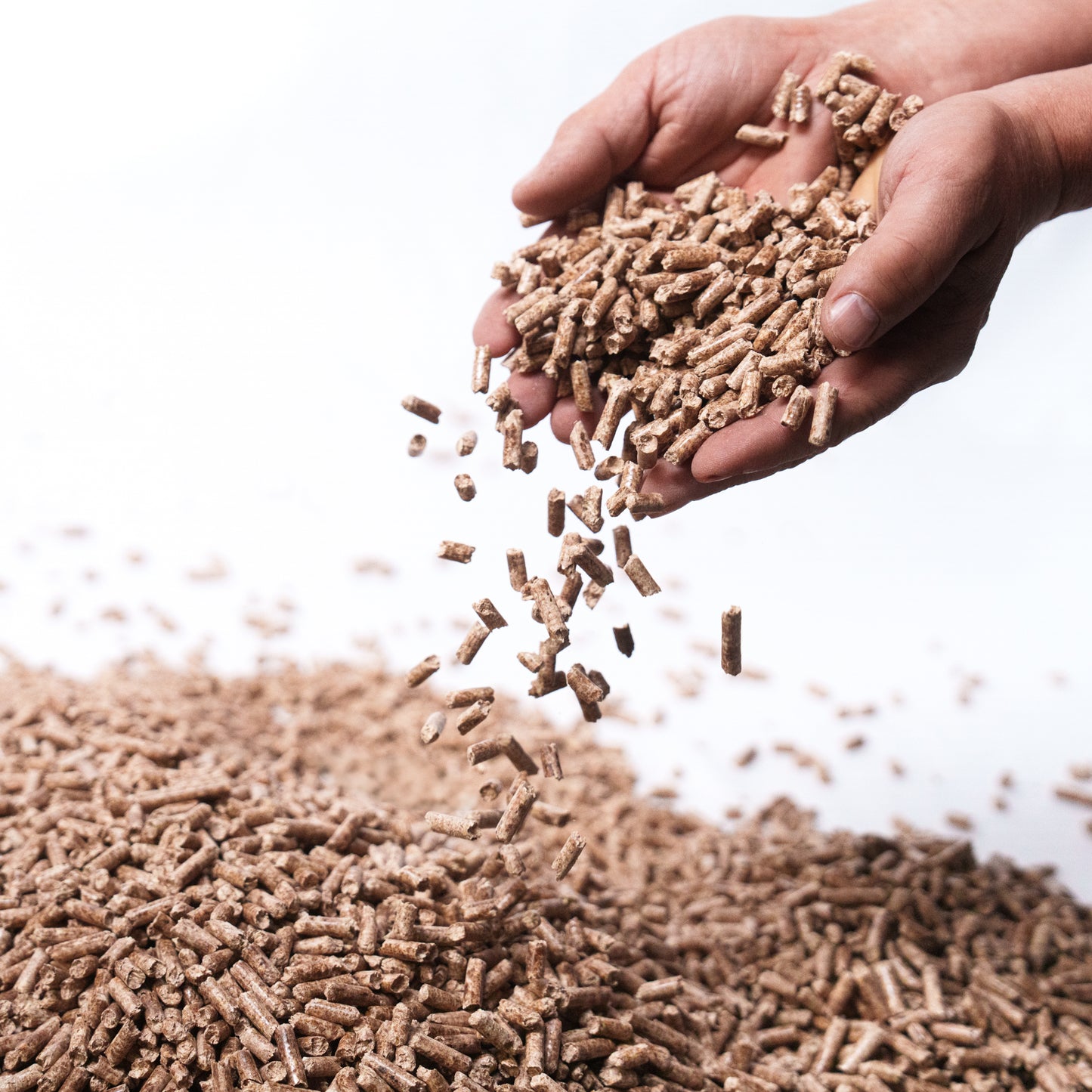 Hartholz – Pellets (1.050 kg netto) 70 Säcke á 15 kg.